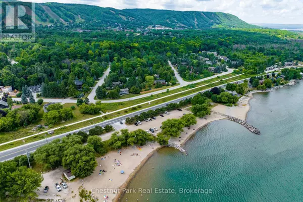 Blue Mountains, ON L9Y3Z2,146 CHAMONIX CRESCENT