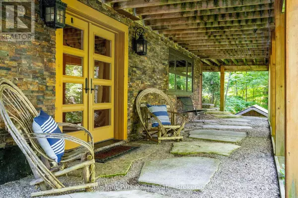 146 CHAMONIX CRESCENT, Blue Mountains, ON L9Y3Z2