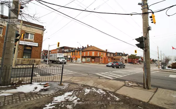 Hamilton (bartonville), ON L8L2Y8,482 BARTON STREET E