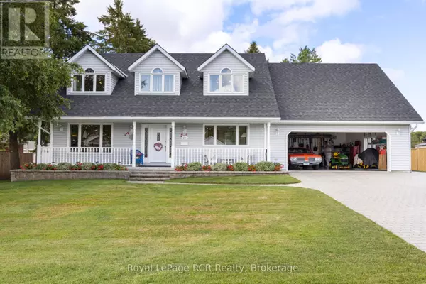 Wellington North (mount Forest), ON N0G2L0,201 CHURCH STREET N