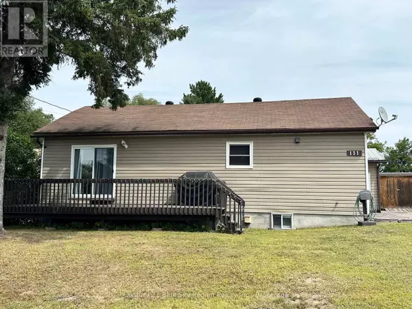 Mattawa, ON P0H1V0,131 6TH STREET