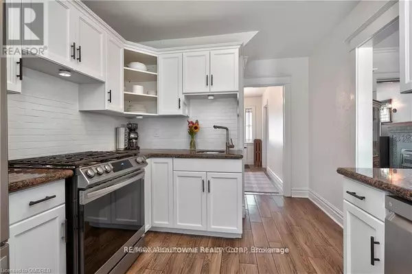 Hamilton (delta), ON L8K2C9,23 OTTAWA STREET S