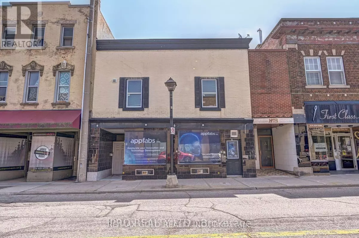 Cambridge, ON N1R3J3,15 AINSLIE STREET N