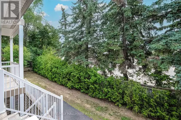Ottawa, ON K1C1S2,1238 Marenger ST #14