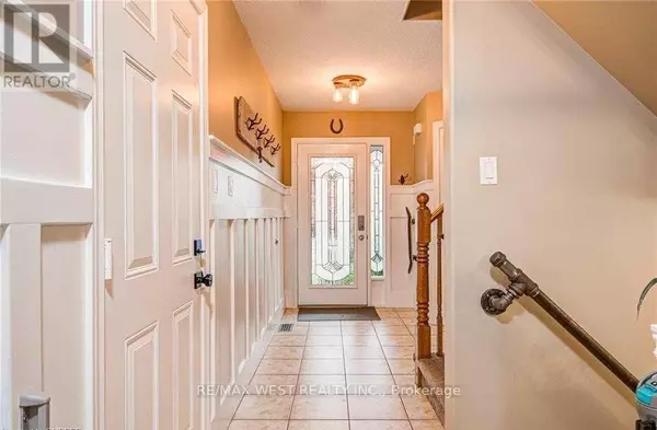 Lincoln (beamsville), ON L0R1B9,4475 COMFORT CRESCENT