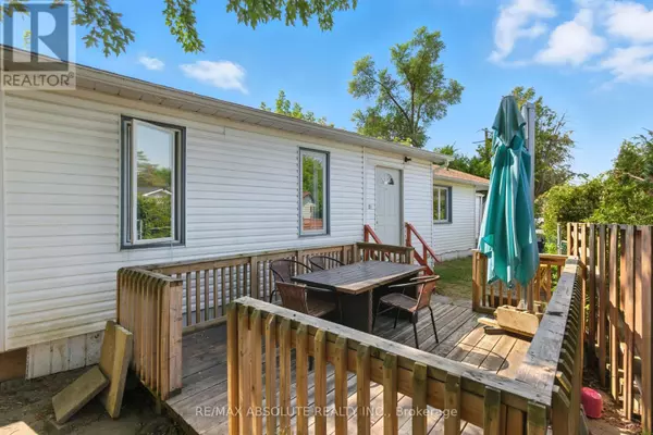 21 BONNER STREET, Ottawa, ON K2H7S9