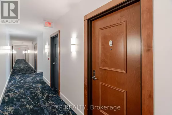 Ottawa, ON K1N0B7,242 RIDEAU ST #2308
