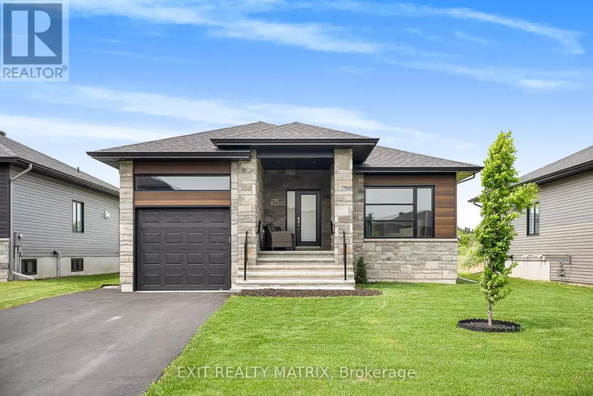 Casselman, ON K0A1M0,521 BARRAGE STREET