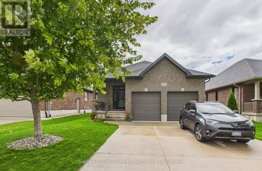404 DEVONSHIRE ROAD, Saugeen Shores, ON N0H2C3