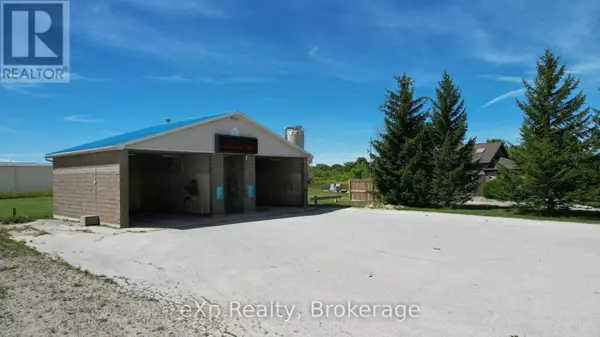 Arran-elderslie, ON N0G1L0,362 1ST AVENUE S