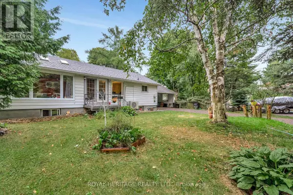 Brighton, ON K0K1H0,155 PRINCE EDWARD STREET