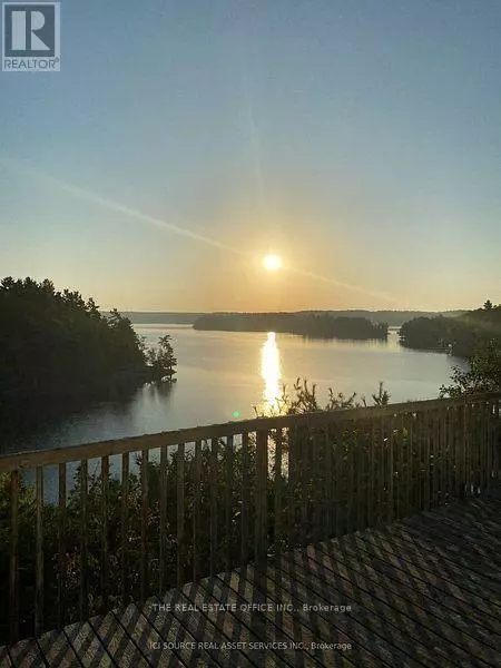 Muskoka Lakes (watt), ON P0B1M0,12 ISLAND M