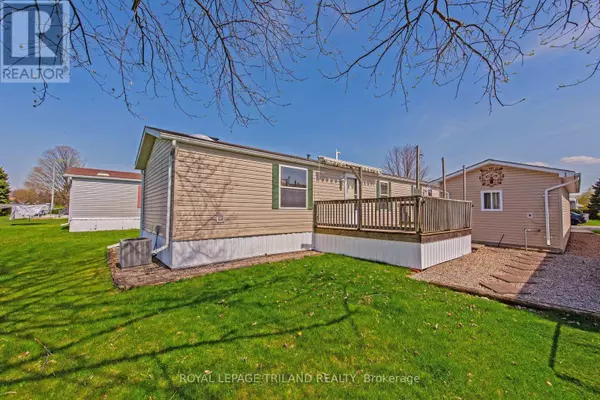 5 Stewart ST #A, Strathroy-caradoc (se), ON N7G1A1