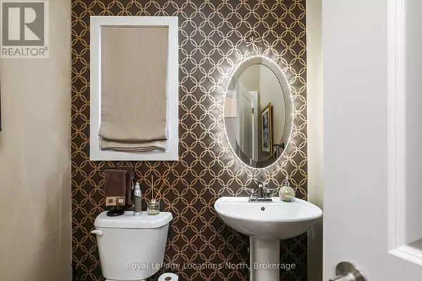 Blue Mountains, ON L9Y0Y5,122 YELLOW BIRCH CRESCENT