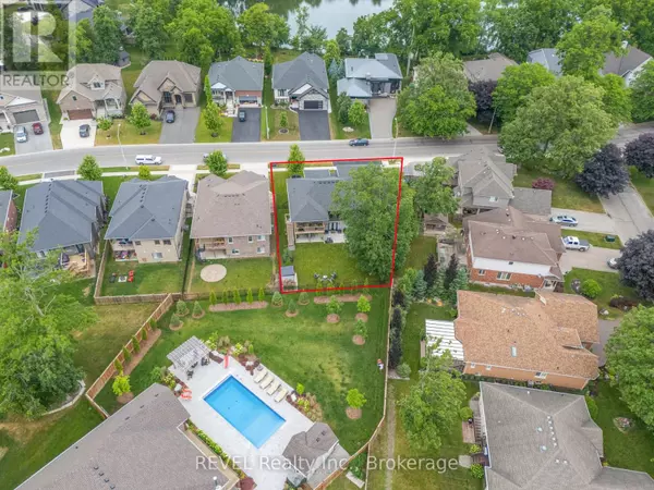 Port Colborne (sugarloaf), ON L3K0A8,704 CLARENCE STREET