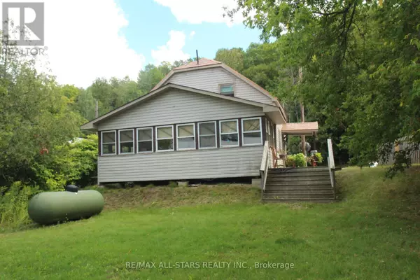 Minden Hills (lutterworth), ON K0M2K0,77 BOBCAYGEON ROAD