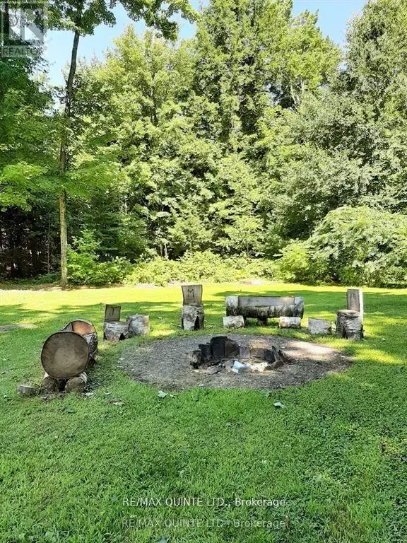 Addington Highlands (addington Highlands), ON K0P1P0,3247 FLINTON ROAD