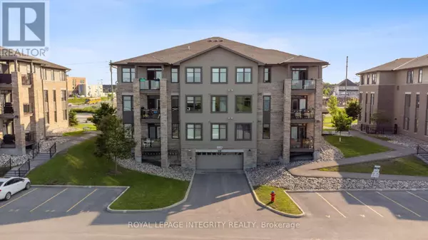 Ottawa, ON K2V0E7,310 Jatoba Private #104