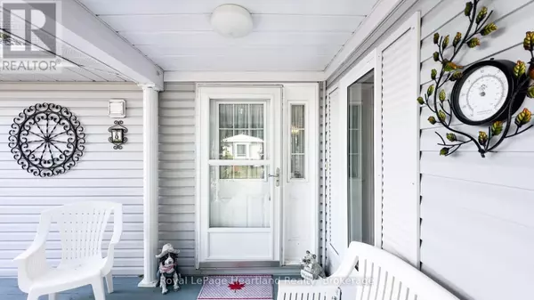 Ashfield-colborne-wawanosh (colborne), ON N7A3Y2,8 CREE LANE