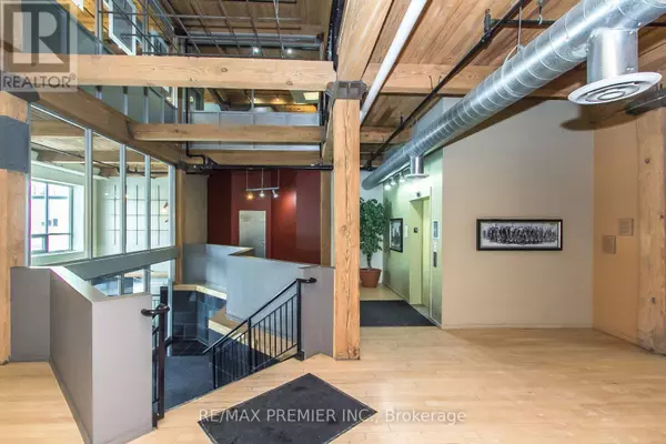 Kitchener, ON N2G4Y9,72 Victoria ST South #300-26