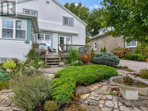 Brockville, ON K6V1A5,92 WATER STREET E