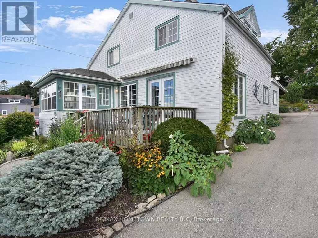 Brockville, ON K6V1A5,92 WATER STREET E