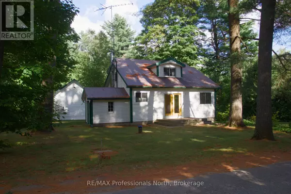 Huntsville (stephenson), ON P0B1M0,49 BEACH ROAD