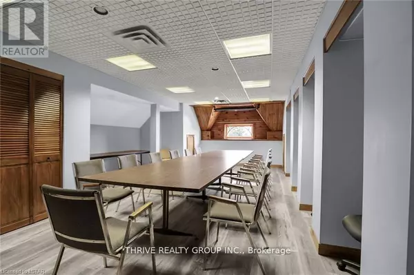 London East (east L), ON N5W2Z7,869 Dundas ST #2