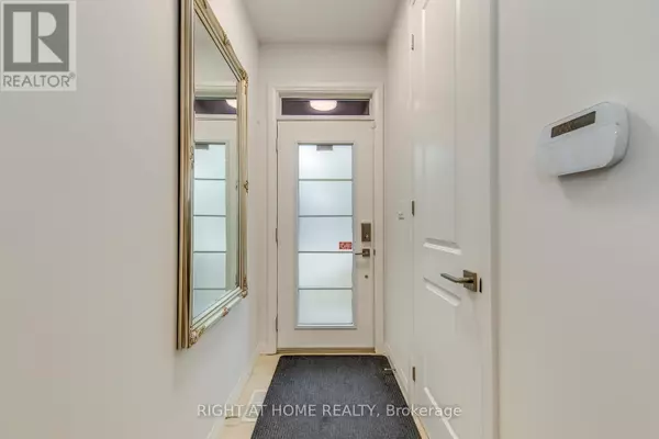 Hamilton (ancaster), ON L9G0G5,63 BURLEY LANE