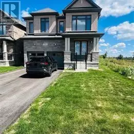 245 LESLIE DAVIS STREET, North Dumfries, ON N0B1E0