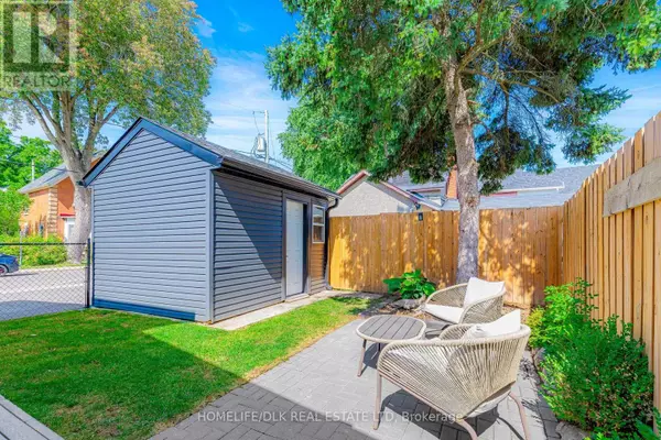 Brockville, ON K6V4C7,163 PEARL STREET W