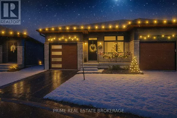 110 Coastal CRES #1, Lambton Shores (grand Bend), ON N0M1T0