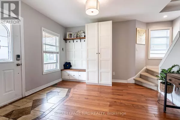 St. Catharines (grapeview), ON L2S2X1,13 VIOLET STREET