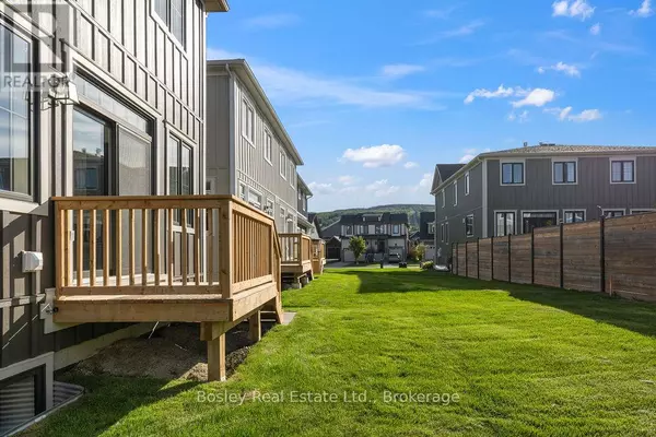 Blue Mountains, ON L9Y0Z3,132 WHITE OAK CRESCENT