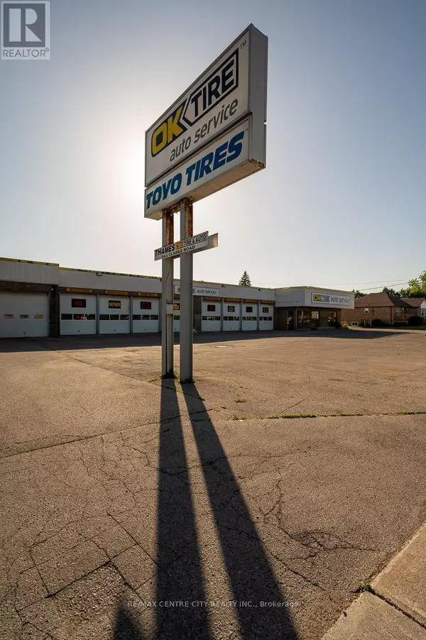 London East (east H), ON N5V2E1,563 CLARKE ROAD