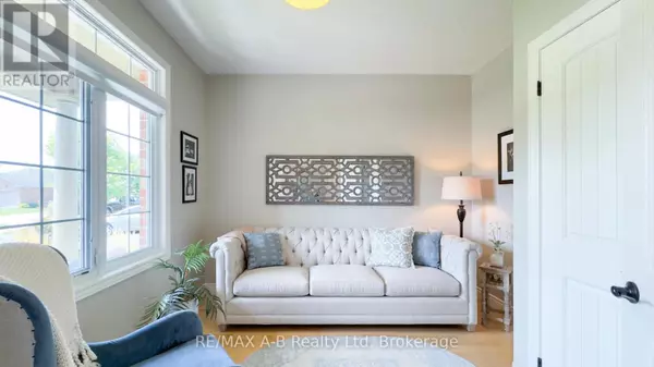 St. Marys, ON N4X1E5,77 GUEST COURT