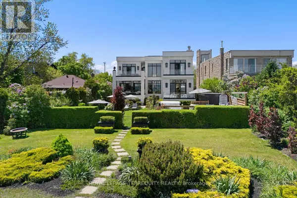 Hamilton (hamilton Beach), ON L8H6Y5,711 BEACH BOULEVARD