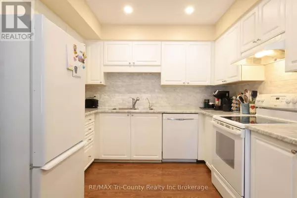 Tillsonburg, ON N4G5H3,20 EDWIN CRESCENT