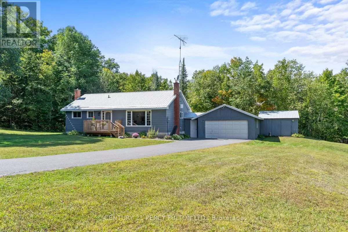 Muskoka Lakes (watt), ON P0B1M0,1004 ROSSEAU LAKE 1 ROAD