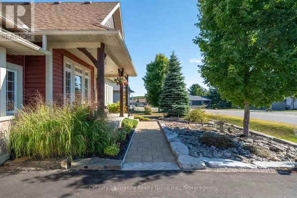 Minden Hills (lutterworth), ON K0M2K0,21 WINDOVER DRIVE