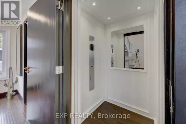 Grimsby (grimsby West), ON L3M1S1,237 MAIN ST West #B