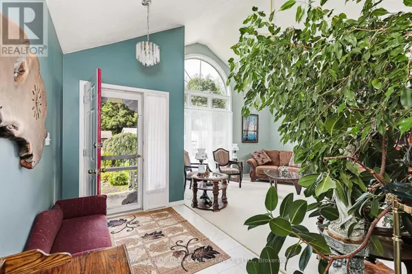 Meaford, ON N4L1A7,32 POLLARD DRIVE