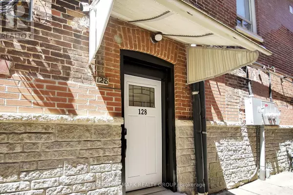 North Grenville, ON K0G1J0,128 Prescott ST #2nd Floor