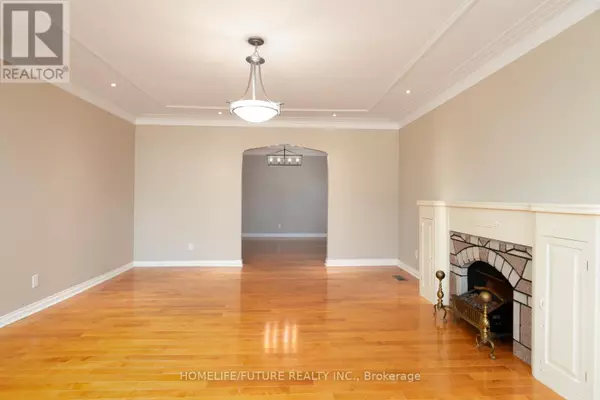 Brighton, ON K0K1H0,76 YOUNG STREET