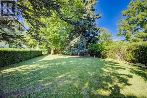 St. Catharines (carlton/bunting), ON L2M4P8,18 JUBILEE DRIVE