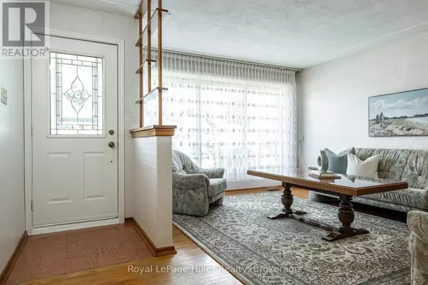 Stratford, ON N5A4W3,56 GORDON STREET