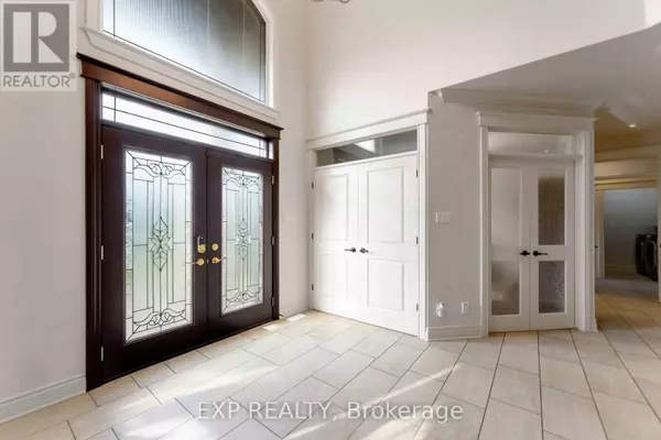 Ottawa, ON K4P1P1,6984 LAKES PARK DRIVE