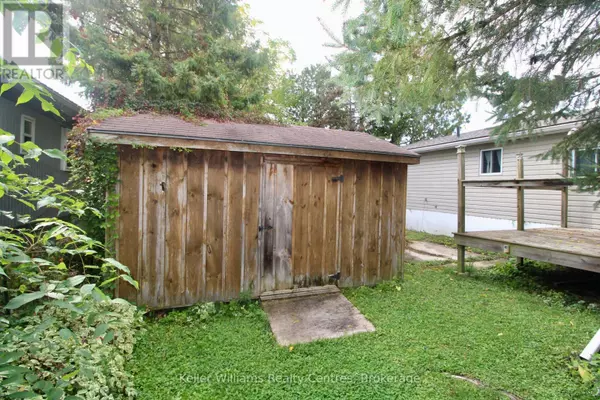 West Grey, ON N0G1R0,302694 Douglas ST #55