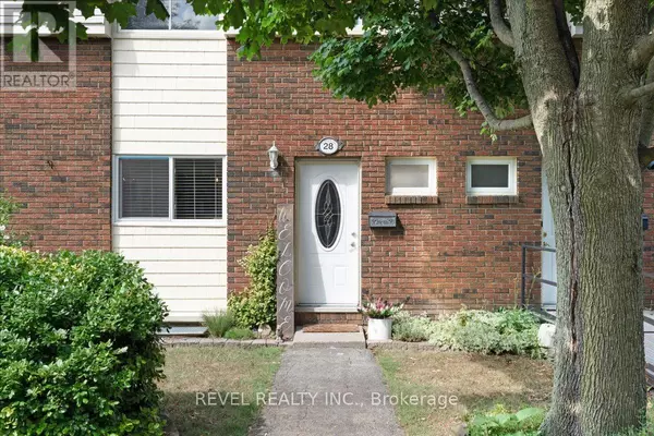 Hamilton (falkirk), ON L9B1B3,30 Regent AVE #28A