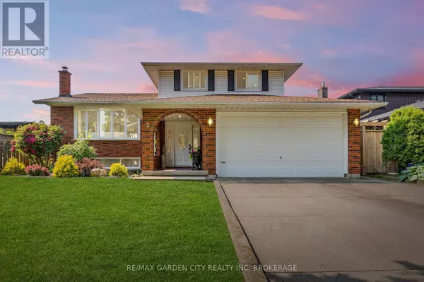 5 WOODGARDEN COURT, St. Catharines (lakeshore), ON L2M7C9